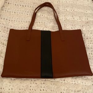Vince Camuto Tote bag